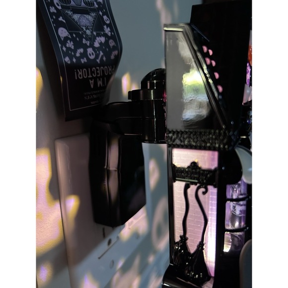 Bath & Body Works Halloween Sweet Shop Projector Wallflower Fragarance Plug 2025 - Picture 7 of 9